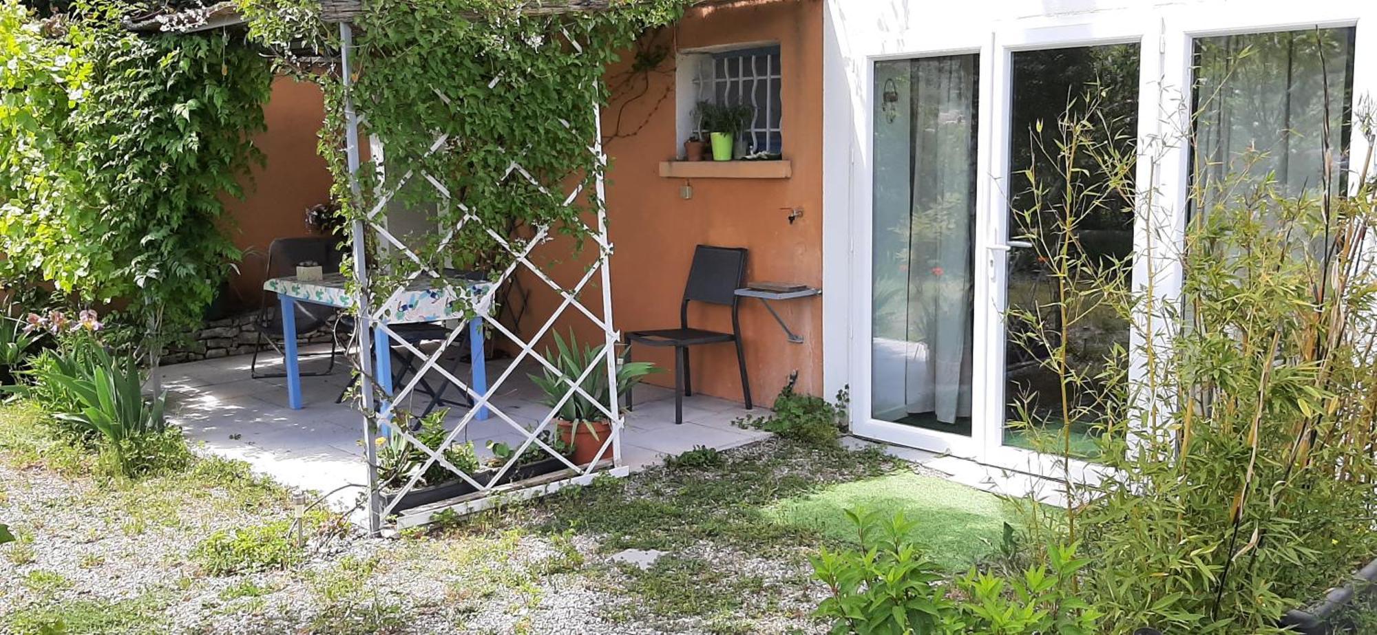 Apartament T.Belle Vue Panoramique Au Coeur Du Luberon 40M2 + Pergola . Jardin. P Apt Zewnętrze zdjęcie