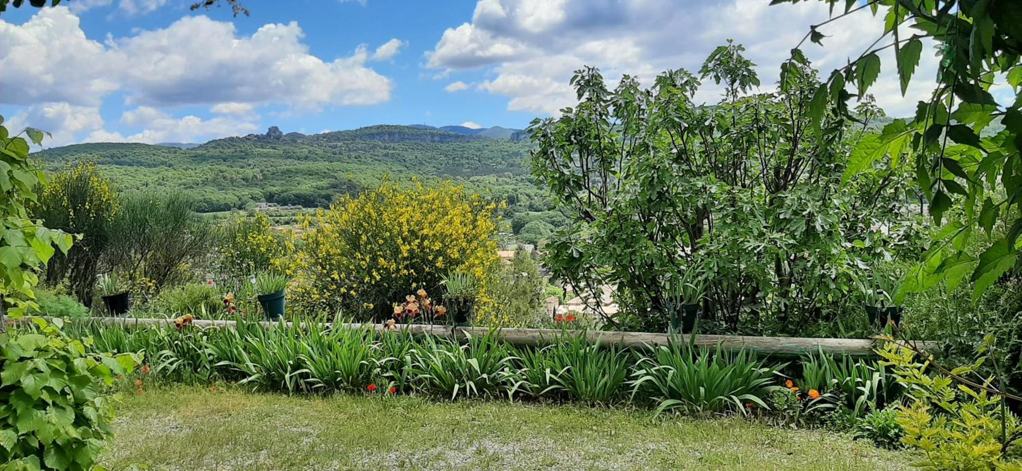Apartament T.Belle Vue Panoramique Au Coeur Du Luberon 40M2 + Pergola . Jardin. P Apt Zewnętrze zdjęcie